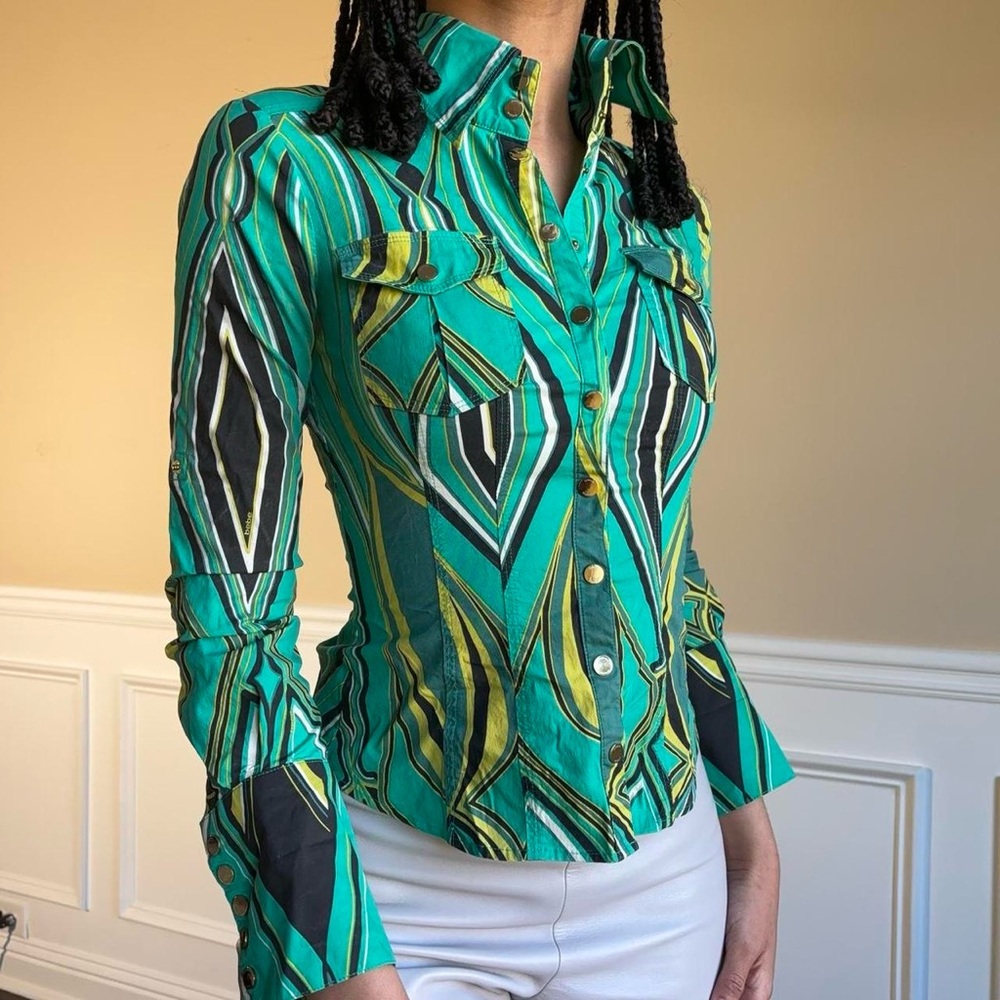 bebe green and black abstract print button-up shirt